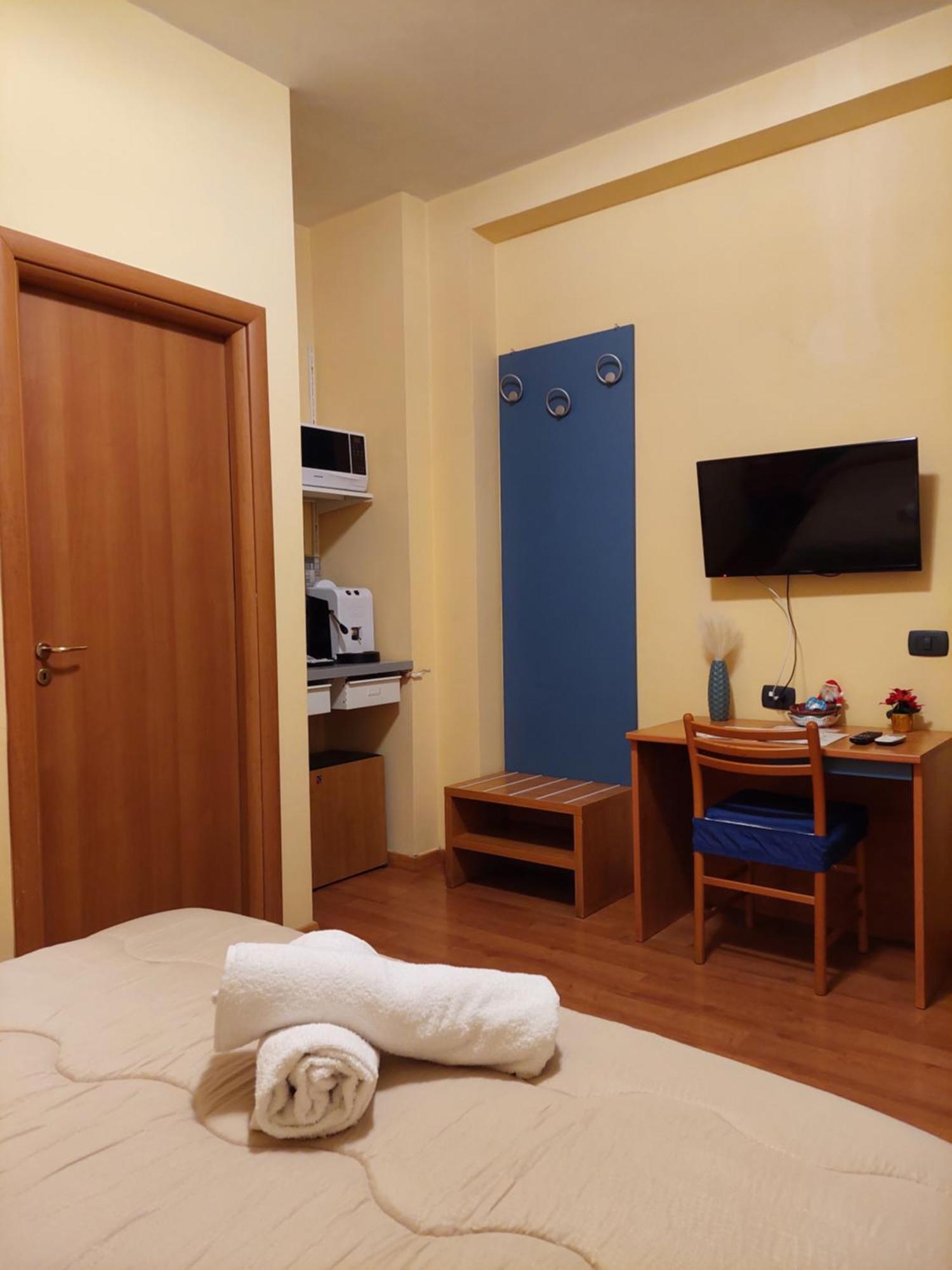 Domus Cesare Nápoles Quarto foto